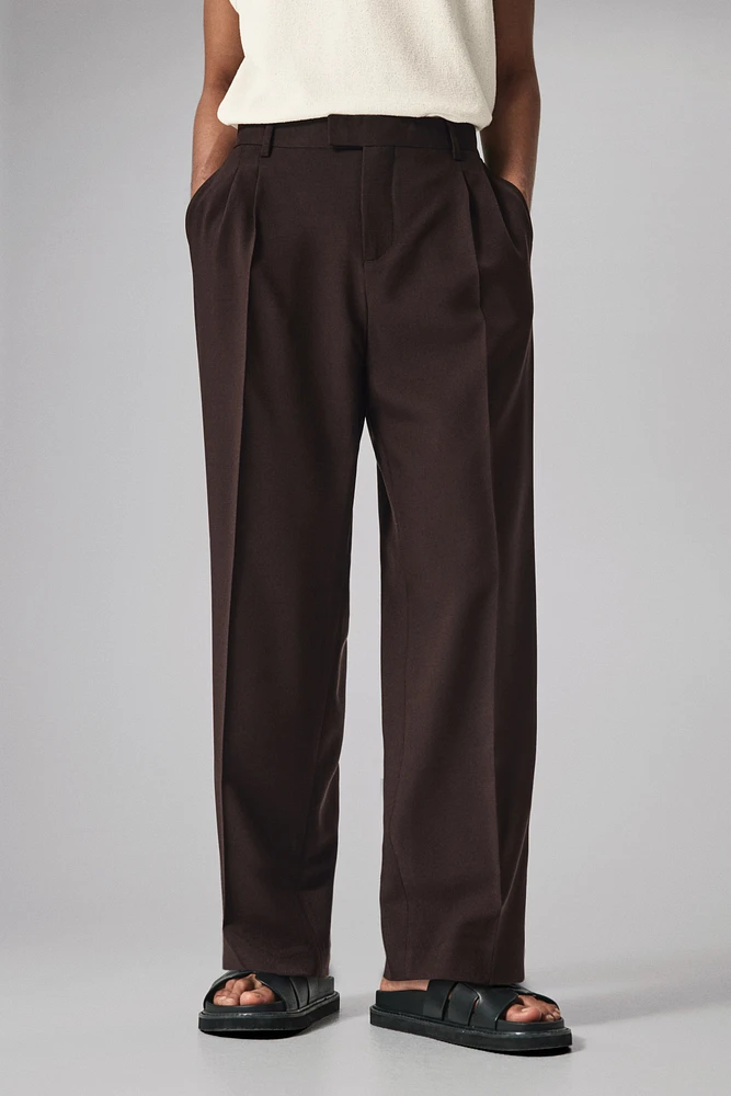 Loose-Fit Tailored Pants