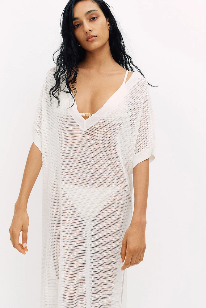 Robe de plage en tricot pointelle