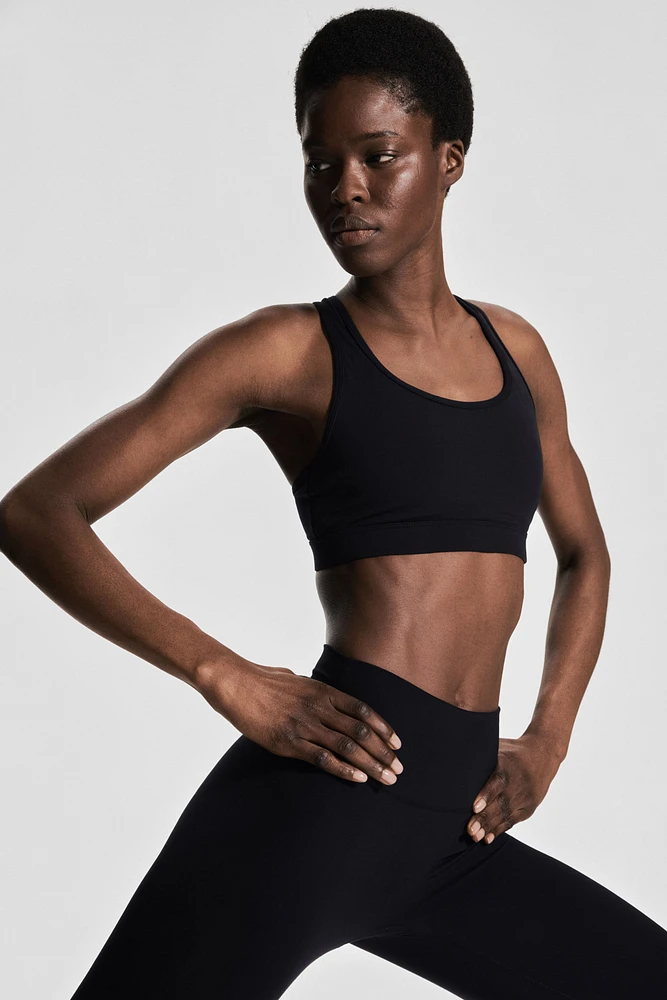 Medium Support Sports Bra with SoftMove™