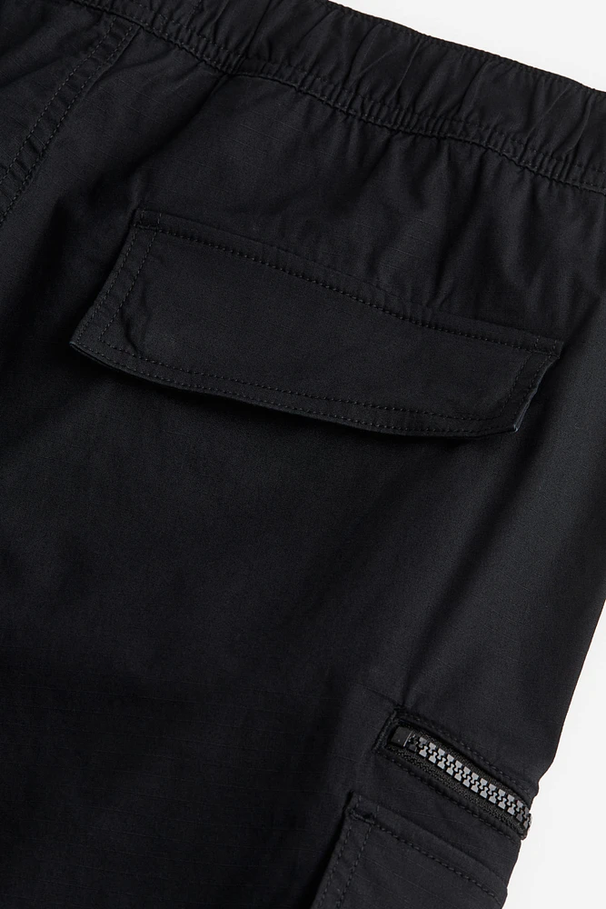 Regular Fit Ripstop Cargo Joggers