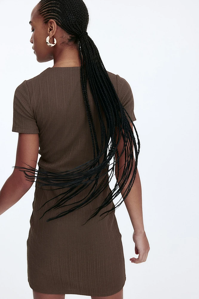 Robe moulante avec laçage