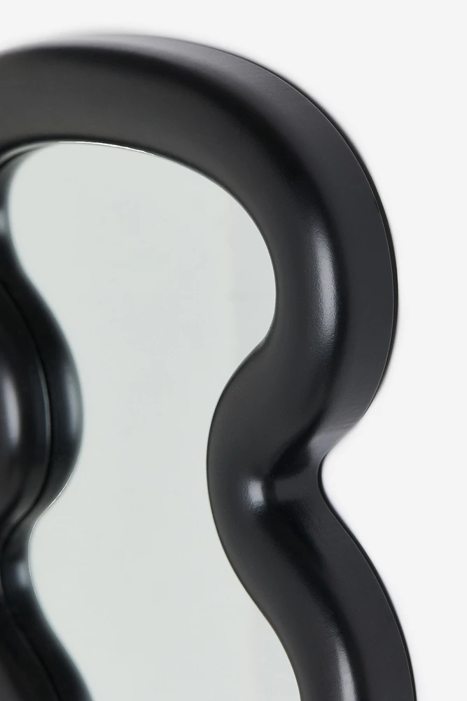 Wavy Mirror