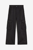 Wide-leg Cargo Pants