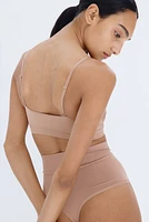 Stretchy and Sculpting Soft-cup Bra