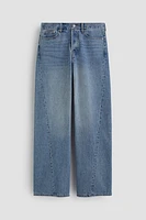 Loose Twisted Jeans