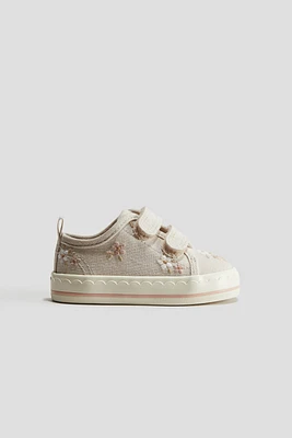 Espadrilles en toile avec détails brodés