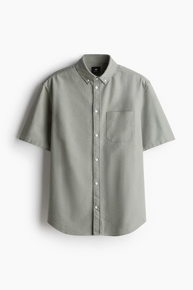 Chemise Oxford classique avec manches courtes