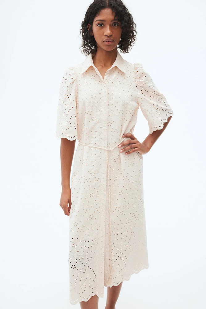 Robe chemisier avec broderie anglaise