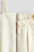 2-piece top and shorts set