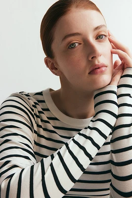 MAMA Ribbed Jersey Top