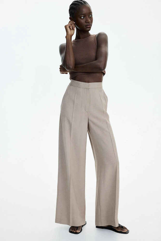 Wide-Leg Pants