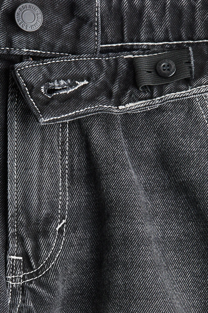 Loose-Fit Carpenter Shorts