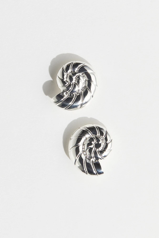 Shell-shaped Earrings