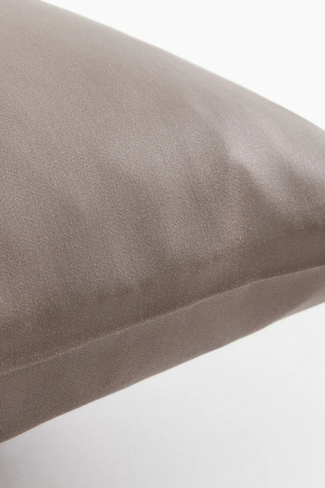Taie d'oreiller en satin