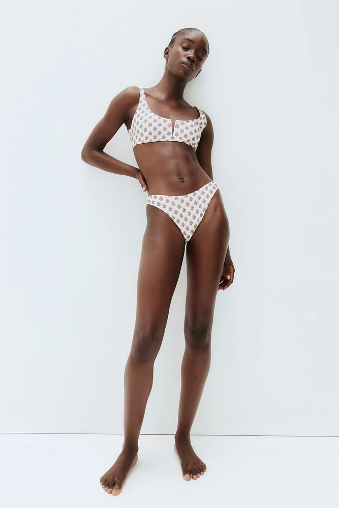 Bas de maillot échancré