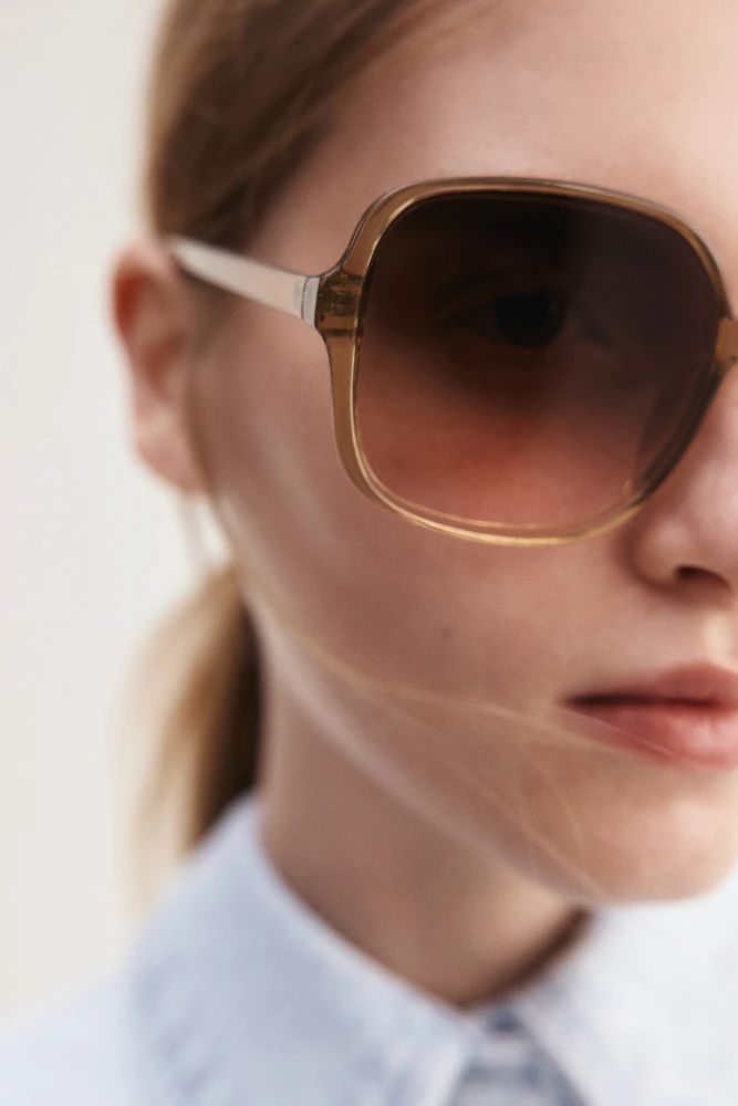 Lunettes de soleil carrées