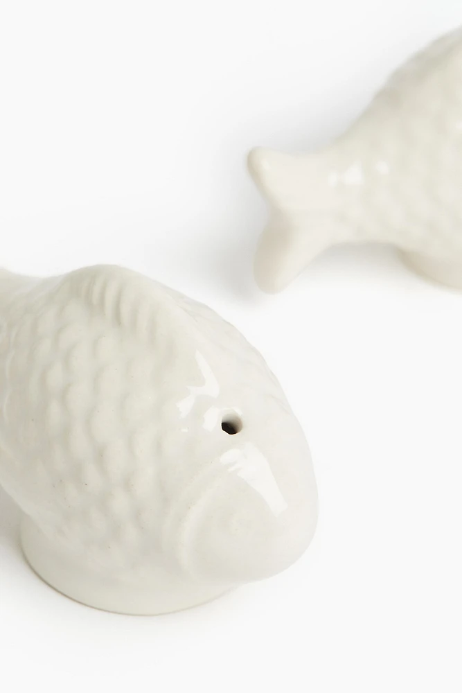 Stoneware Salt and Pepper Set
