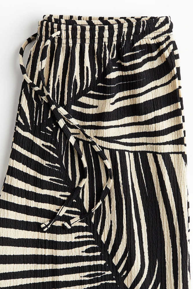 Wide-cut Pull-on Pants