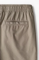 Short classique en toile