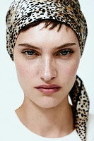 Foulard imprimé en soie