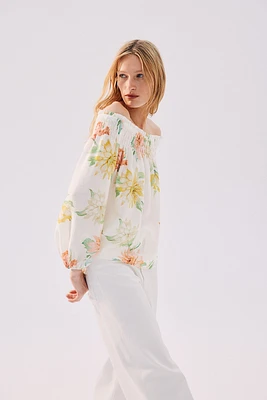 Off-the-shoulder Blouse