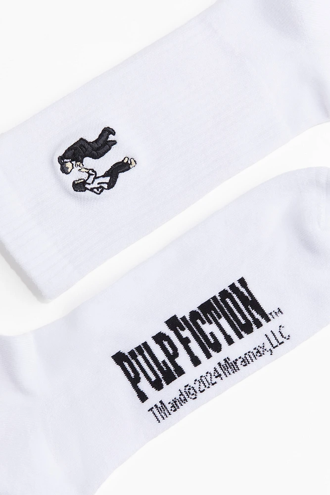 Motif-detail Socks