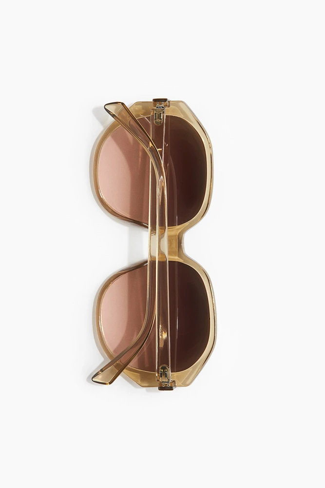Retro-Style Sunglasses