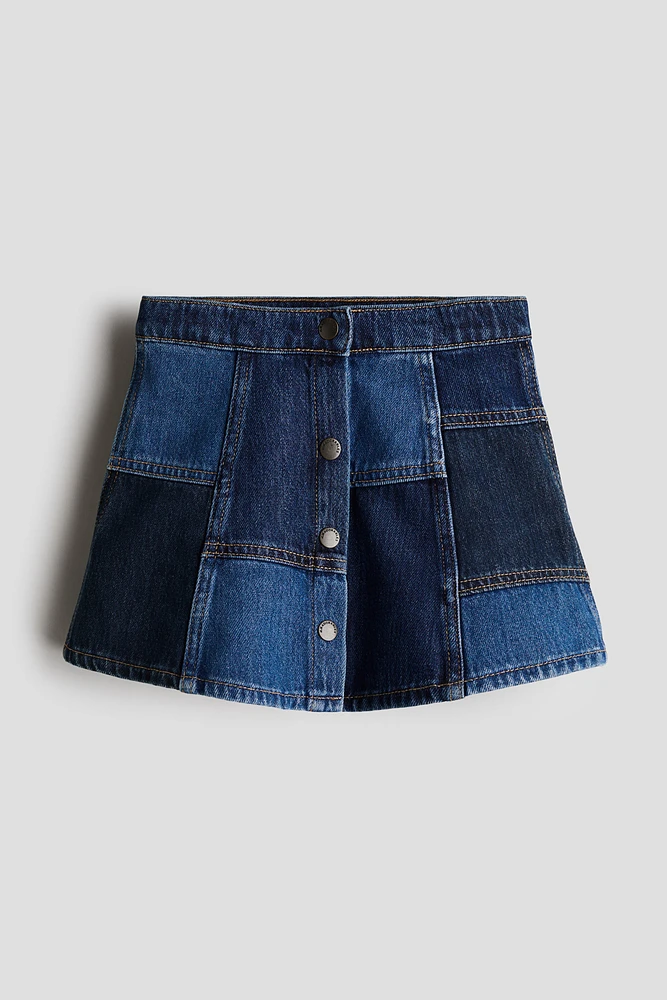 Patched denim skirt