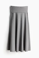 Flared Fine-Knit Skirt