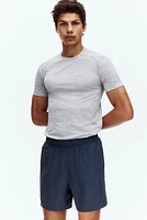 Mid-Length Sports Shorts with DryMove™