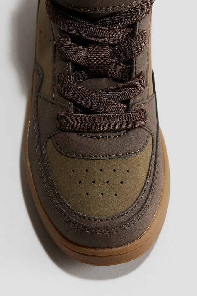 Bottines sport chaudement doublées