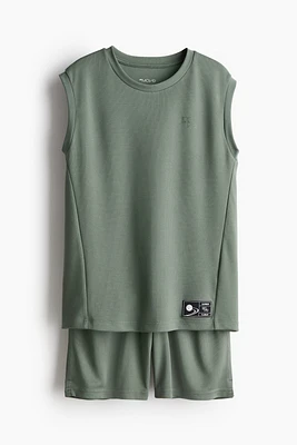 2-Piece Sports Set with DryMove™
