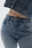 Curvy Fit Bootcut High Jeans