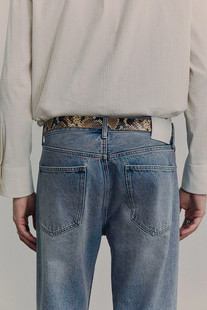 Loose Twisted Jeans