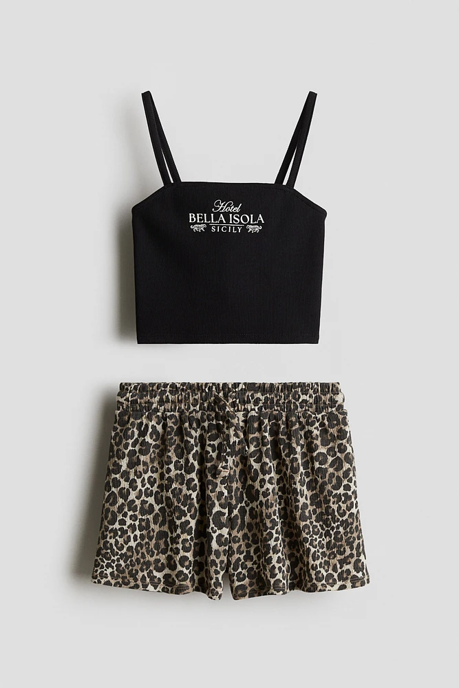 Ensemble 2 pièces avec haut à bretelles et short