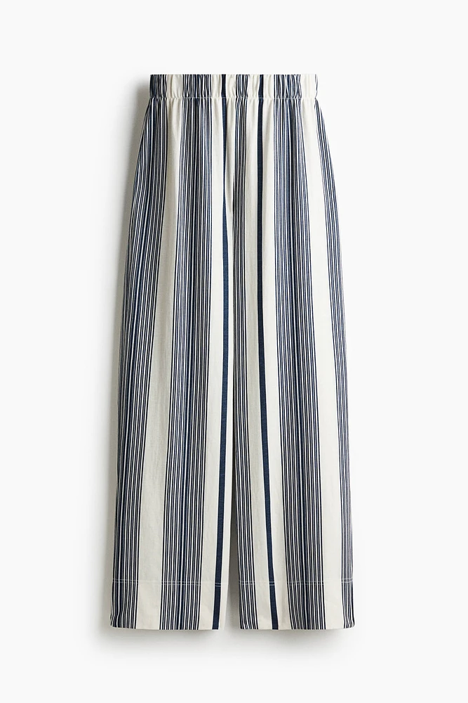 Wide-Leg Pants