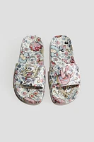 Printed Pool Shoes