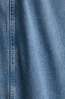 Combinaison short à encolure carrée
