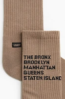 Motif-Detail Socks