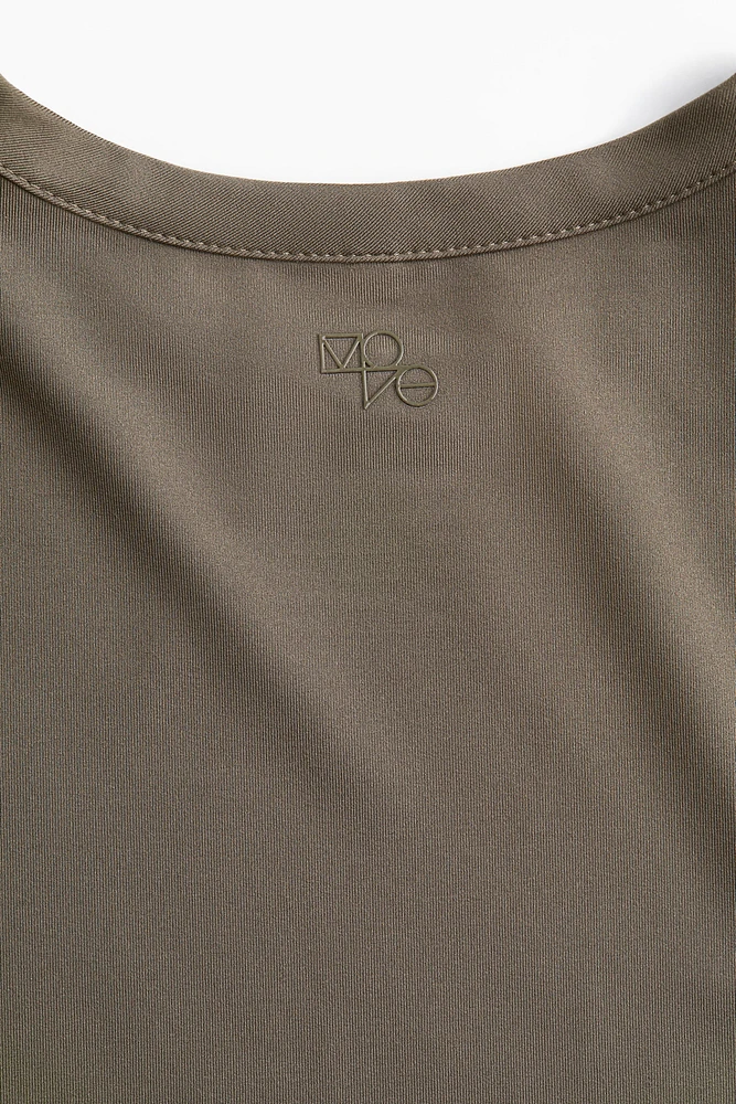 Sports Crop Top with DryMove™