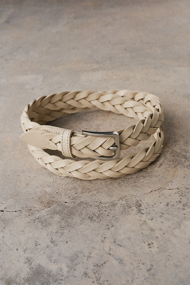 Ceinture en cuir tressé