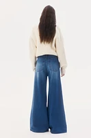 Wide-Leg Jeans