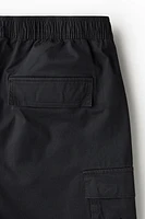 Loose Fit Twill Cargo Shorts