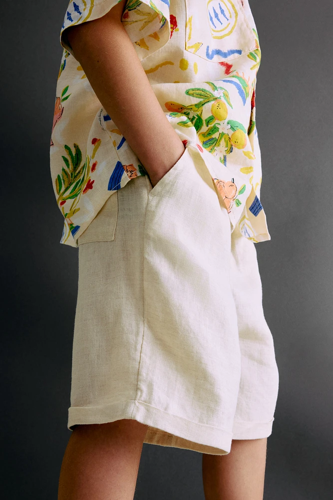 Knee-Length Linen Shorts