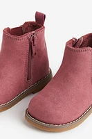 Warm-lined Chelsea Boots