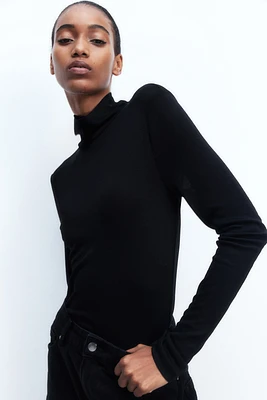 Ribbed Turtleneck Top