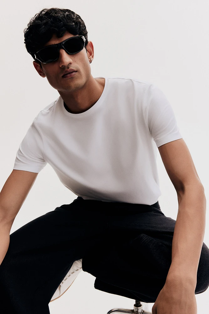 Slim Fit T-shirt