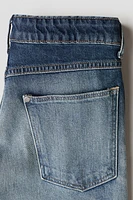 Relaxed Tapered Fit Jeans
