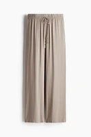 Wide-cut Pull-on Pants