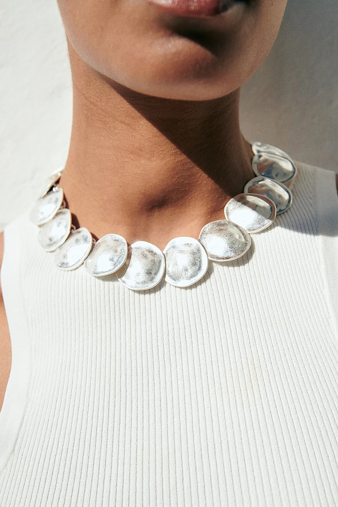 Short Metal-disc Necklace